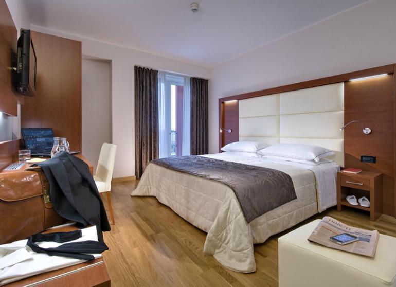 Hotel Lo Zodiaco Абано-Терме Экстерьер фото